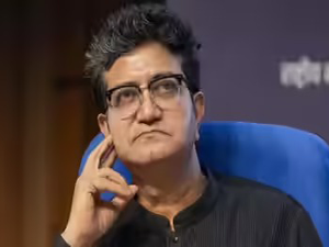 prasoon-joshi-appointed-as-prasar-bharati-chairman